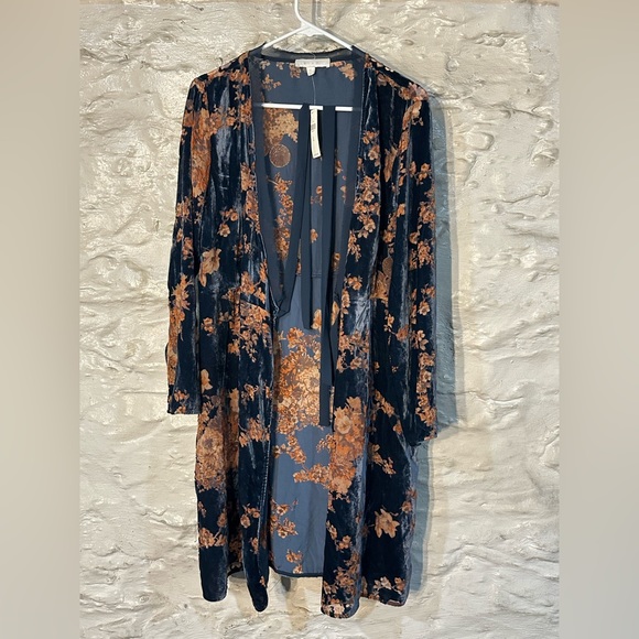 NWT Anthropologie women’s wrap dress - Picture 3 of 7